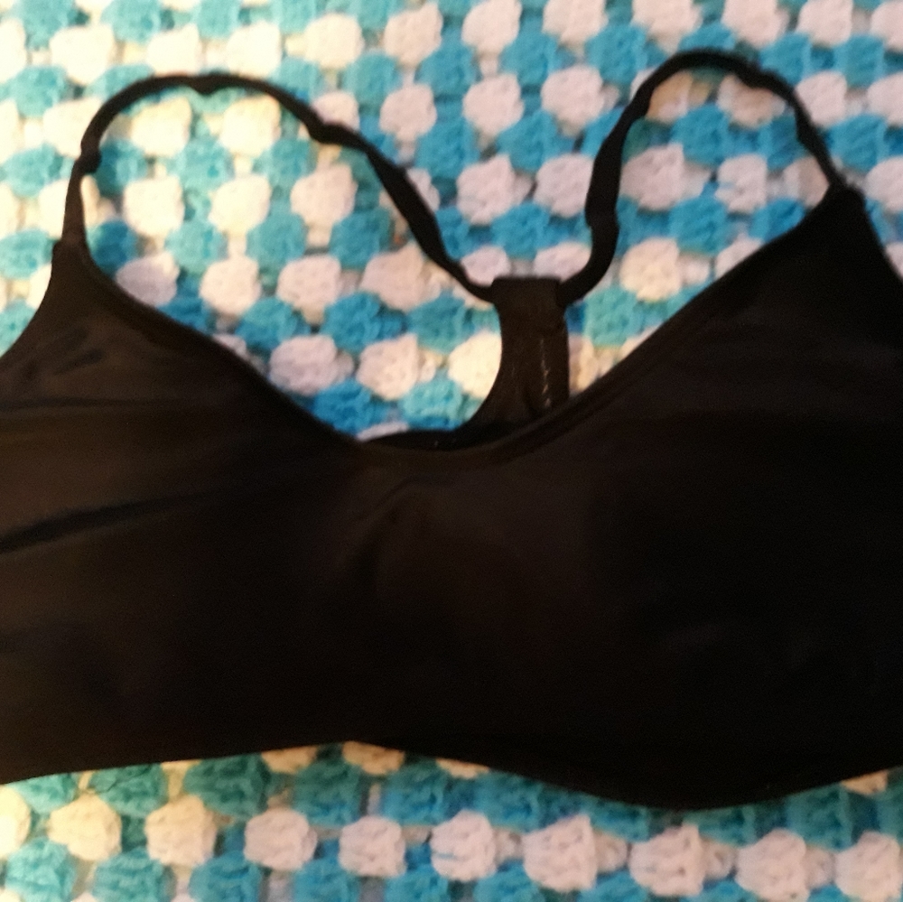Black bikini top